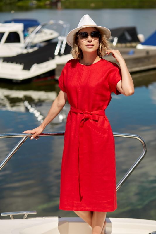 Сукня з цільнокроєним рукавом